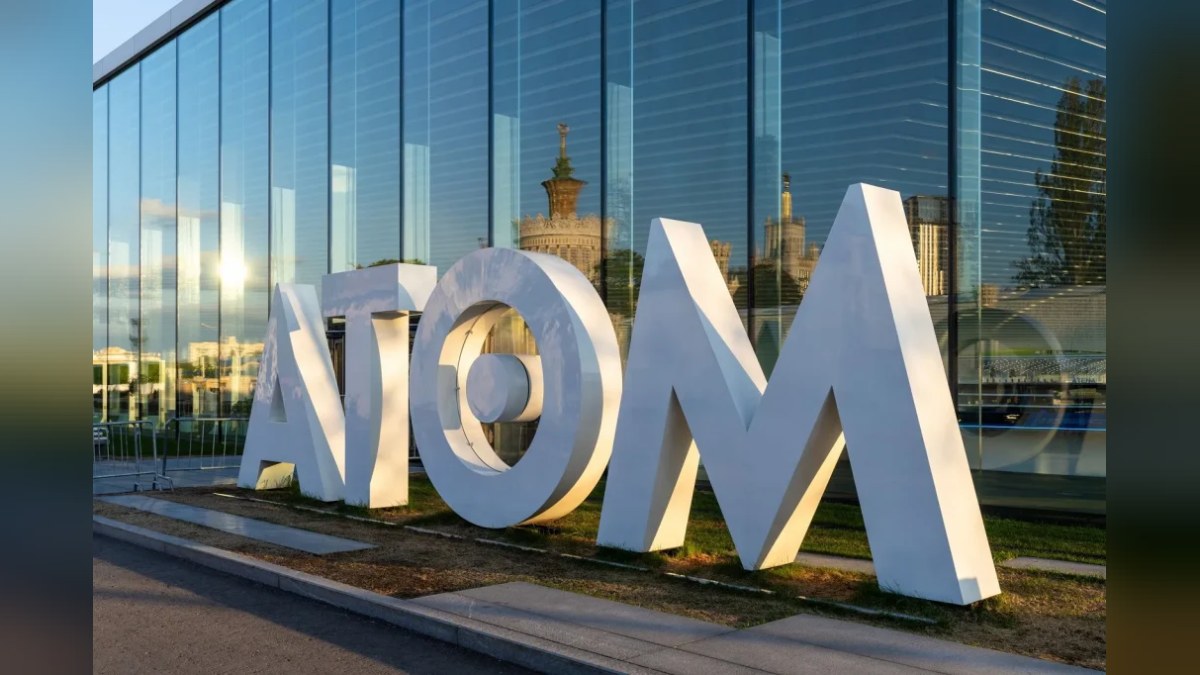 В павильоне «Атом» на ВДНХ награждают ликвидаторов аварии на Чернобыльской АЭС