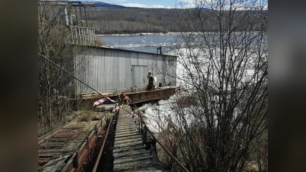 В Бодайбо вернули воду после аварии