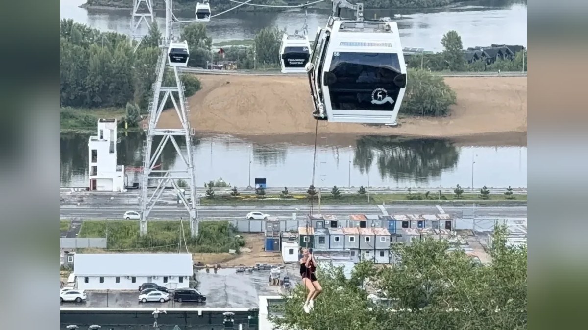 В Нижнем Новгороде спасатели эвакуировали пассажиров с канатной дороги