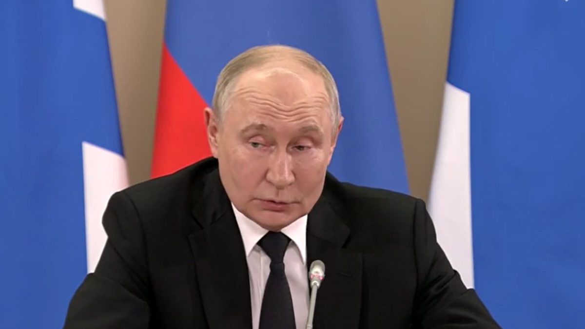 Президент России Владимир Путин встретился с моряками Военно-морского флота
