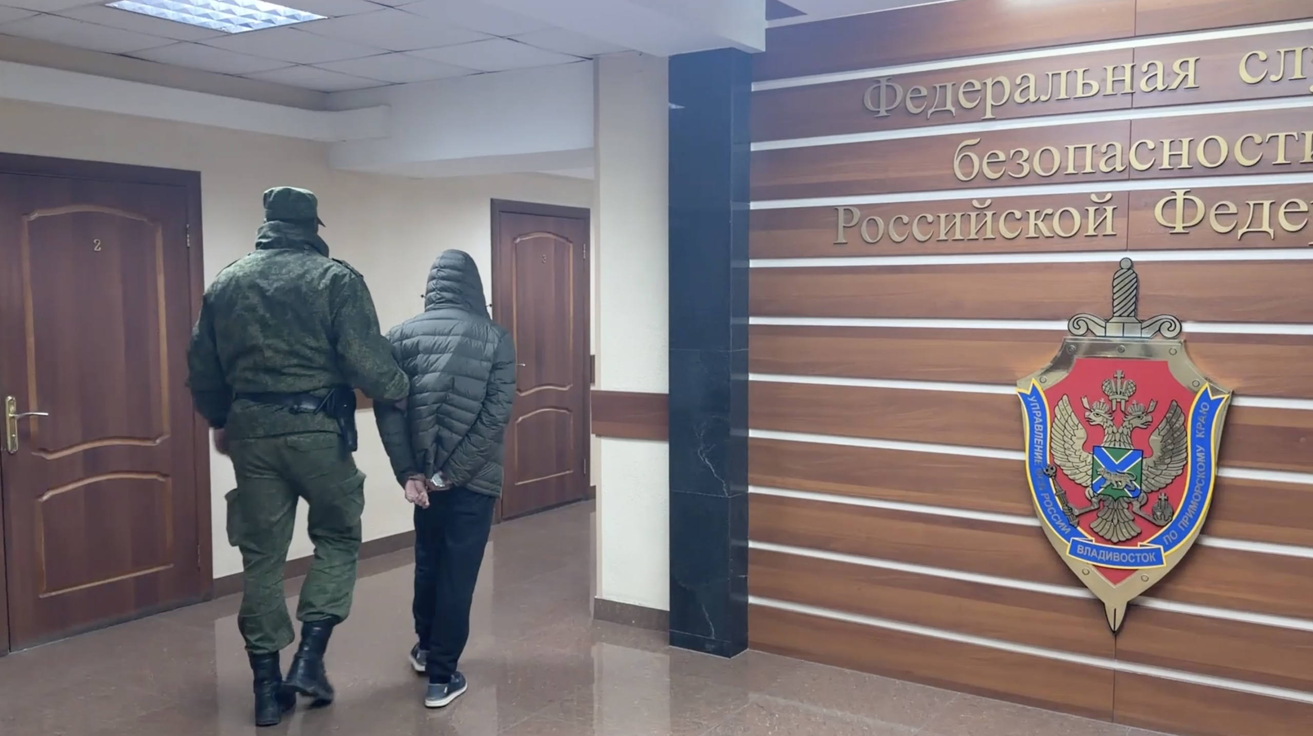 Сотрудники ФСБ задержали подростков, готовивших теракт в Приморском крае