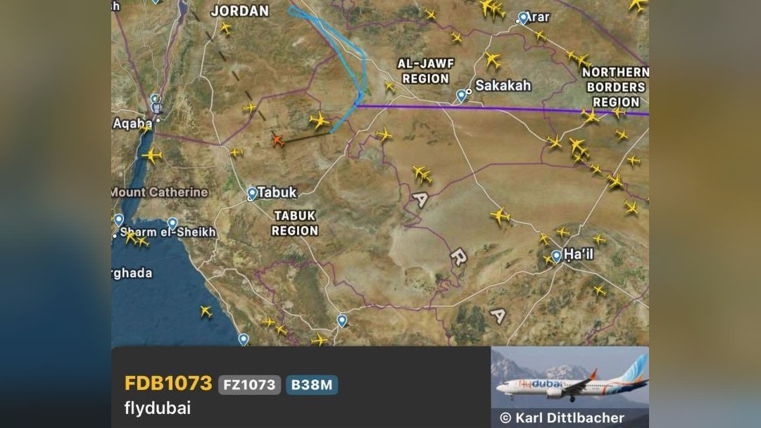 Подавший сигнал о захвате рейс Flydubai приземлился в Саудовской Аравии