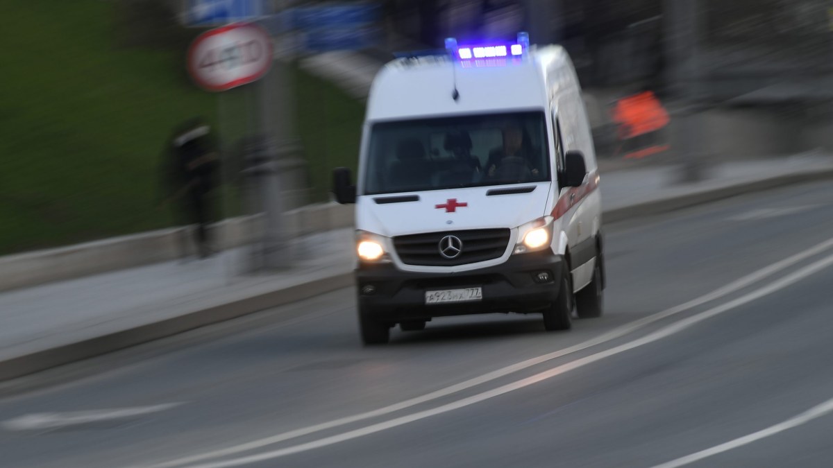 ВСУ ударили по проезжей части в центре Донецка, есть пострадавшие