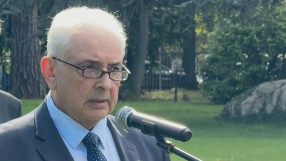 Мне кажется, мы сюда еще вернемся: посол России в ФРГ выступил на закрытии генконсульства в Бонне
