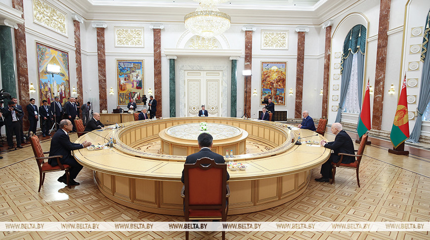 Александр Лукашенко посоветовал Армении не «ставить телегу впереди лошади» на пути в ЕС