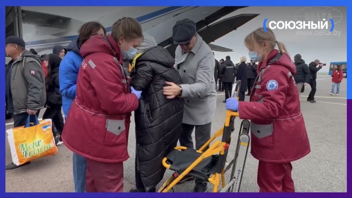 «Мы готовы поделиться последней краюхой хлеба»: Беларусь обеспечивает безопасный транзит эвакуированных жителей Алешек