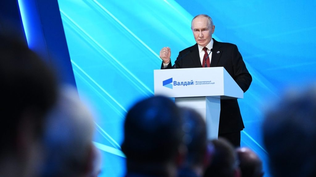 Владимир Путин заявил о начале работы над Евразийской хартией многополярности