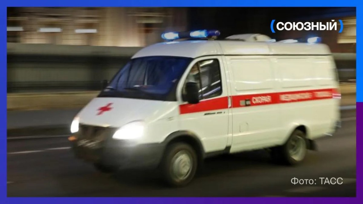 Логистический центр Ozon в Петербурге загорелся после атаки БПЛА